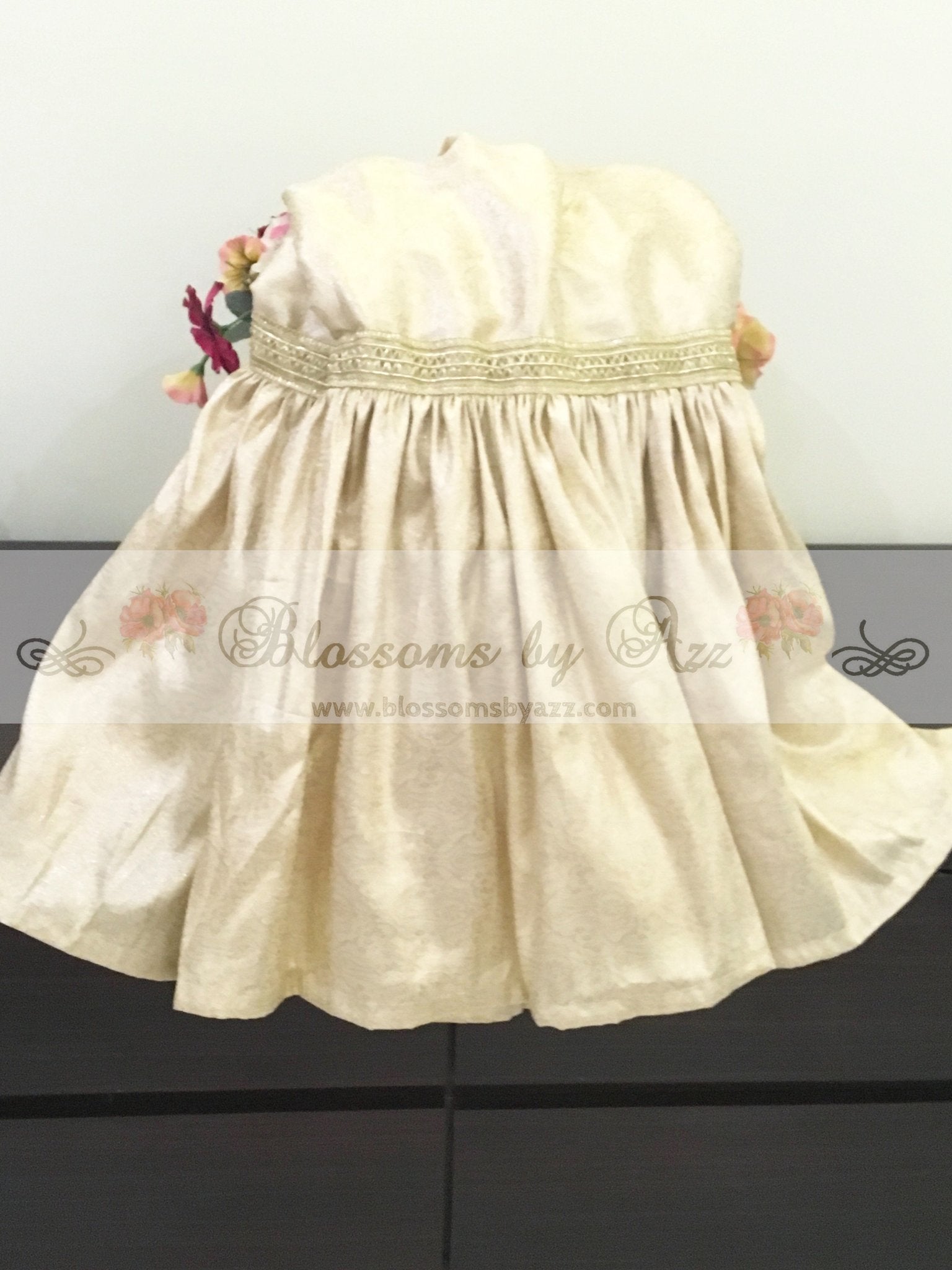 2421477D-94F6-4E10-851F-26EA93BD264E Golden Jamawar Gharara - Blossoms by Azz