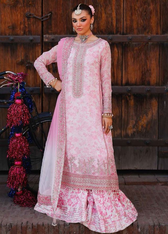 charizma-embroidered-chiffon-suits-unstitched-4-piece-crz25vsl-vsl25-17-formals-collection_1.jpg_width_640_3fd5bb3a-d3f4-4e02-b921-36e255c27149