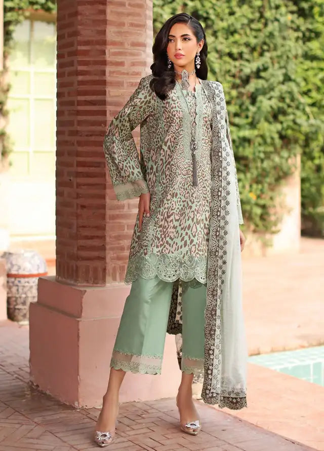 charizma-embroidered-lawn-suit-unstitched-3-piece-cr25cc-ccs4-26-summer-collection_1.jpg_width_640