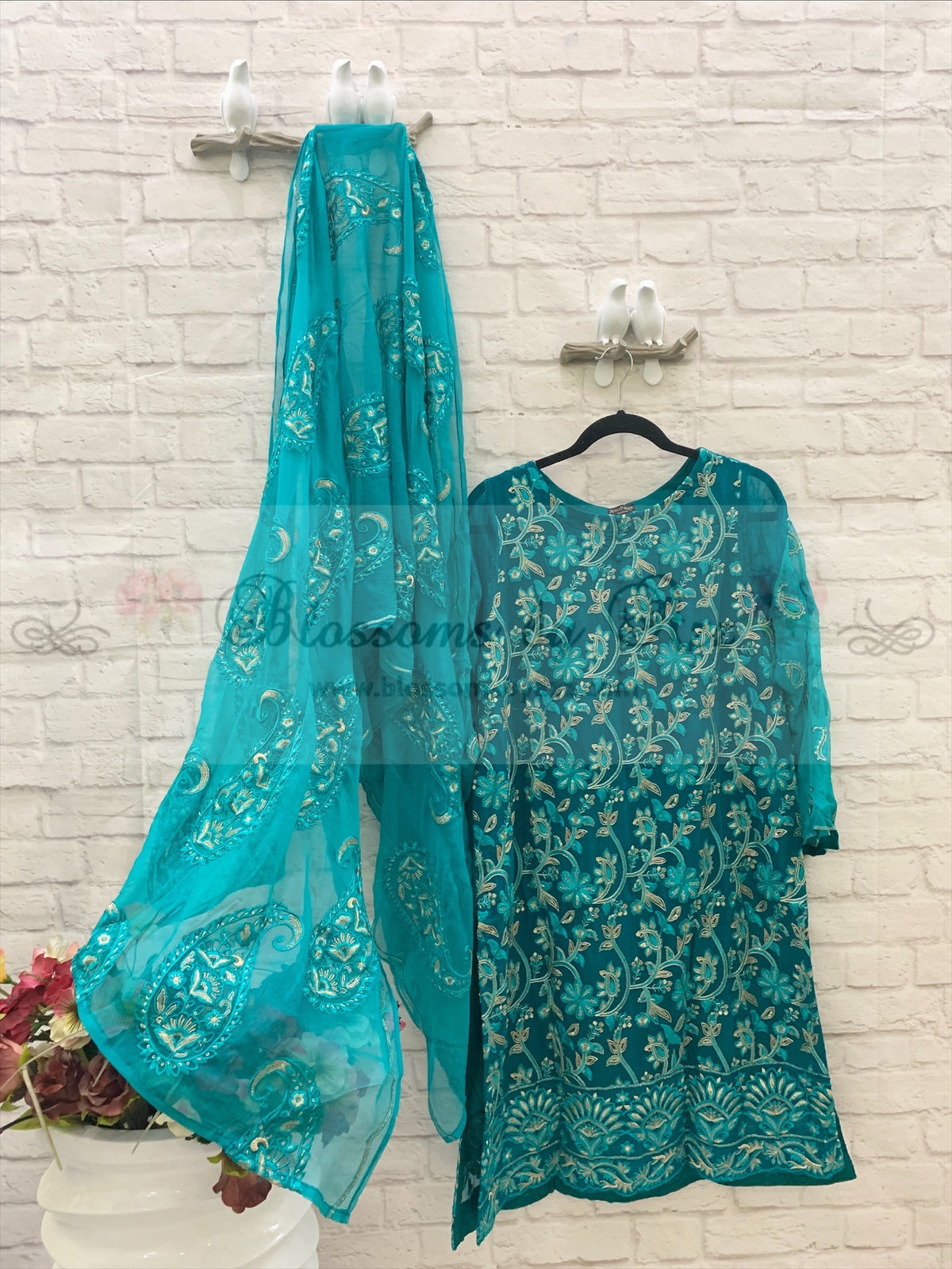 imagejpg Agha Noor Shirt with Agha Noor Dupatta & Plain Straight Pants - Sea Green - Blossoms by Azz