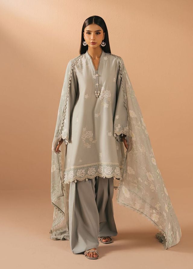 mahiri-by-cross-stitch-embroidered-lawn-suits-unstitched-3-piece-cs25ml4-livia-floret-summer-collection_1.jpg_width_640