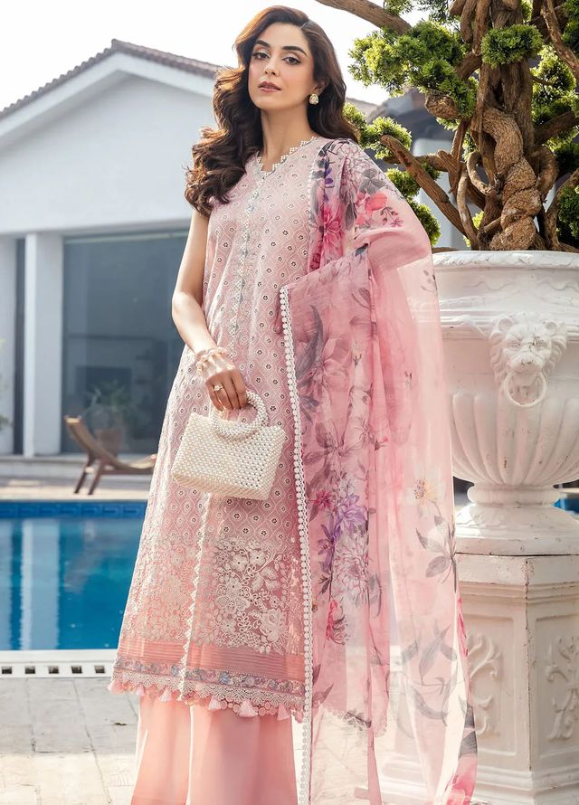 motifz-embroidered-lawn-suit-unstitched-3-piece-mt25pl-5306-summer-collection_1.jpg_width_640