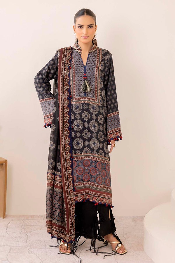 printed-silk-dupatta-shirt-embroidered-neckline-dyed-trouser-gulahmed-sp-52067-front